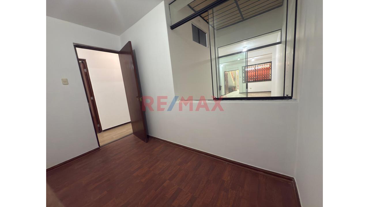 Venta De Departamento En San Juan De Miraflores De 118M2 Con Cochera — foto 8