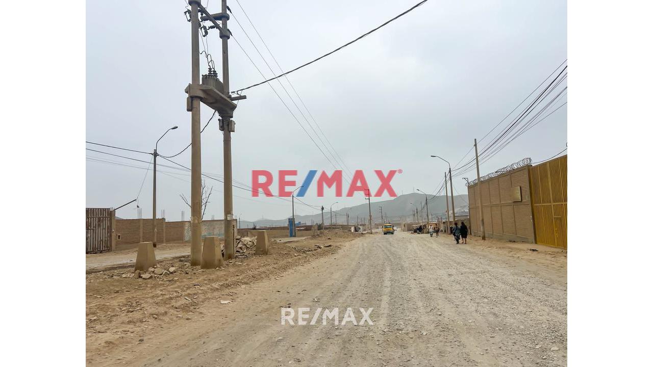 Terreno En Zona Industrial | Parque Porcino – Ventanilla | A 25 Min Del Aeropuerto - 2