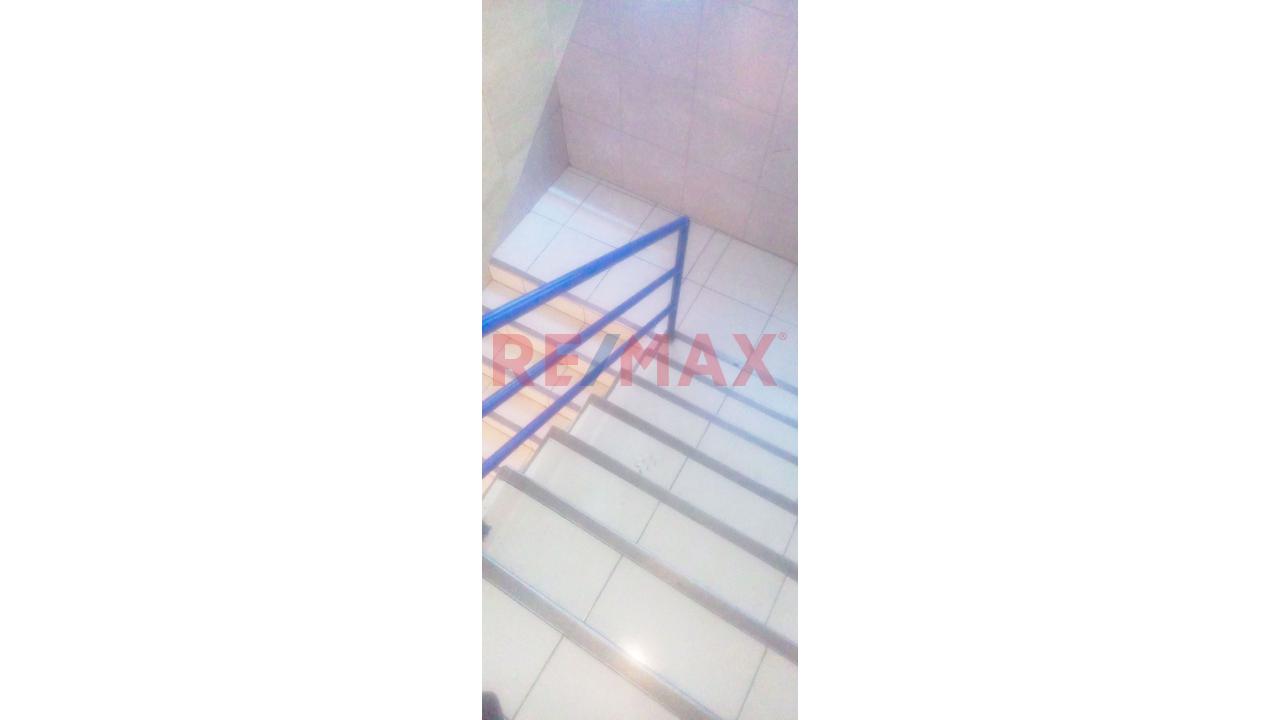 Venta De Edificio 5 Pisos Mas Azotea En Villa Maria Del Triunfo - 8
