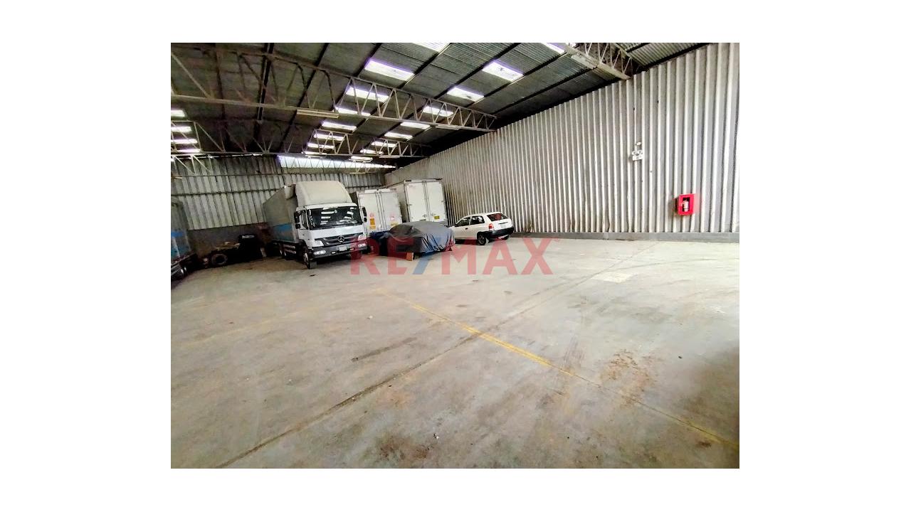 Alquilo Local Comercial Industrial En El Agustino Y Ate - 2