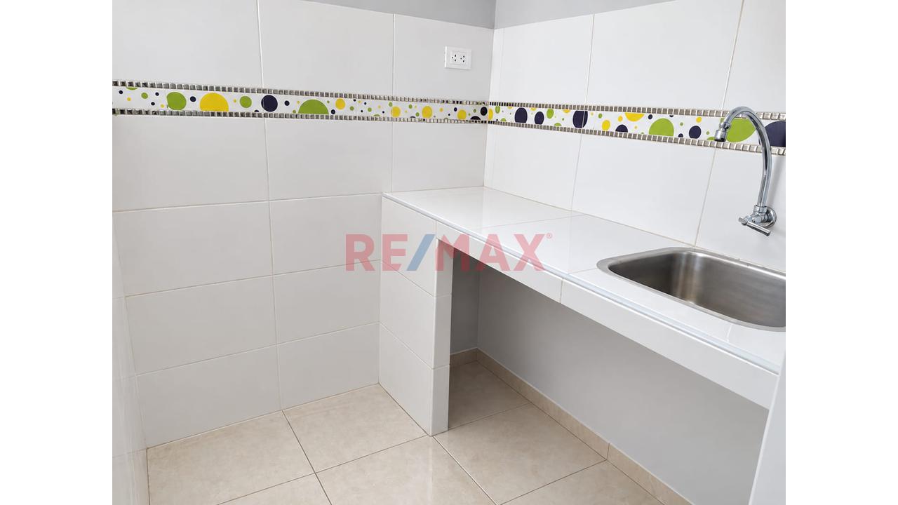 🏠 Se Vende Dúplex Con Aires En Calle Moquegua – Ilo — foto 4