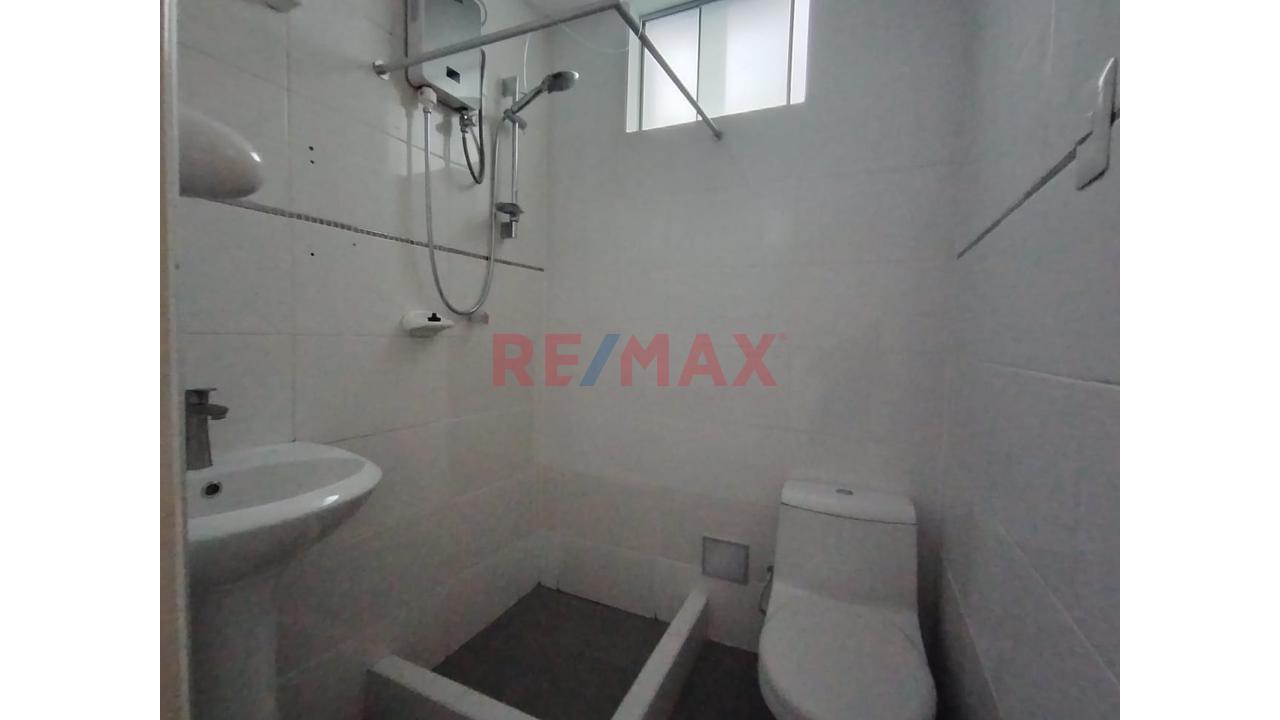 🏠 Se Vende Dúplex Con Aires En Calle Moquegua – Ilo — foto 5