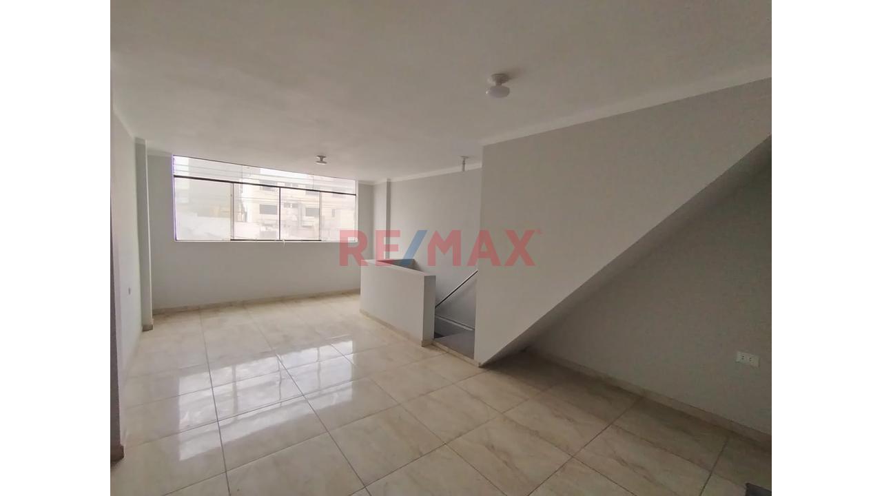 🏠 Se Vende Dúplex Con Aires En Calle Moquegua – Ilo — foto 2