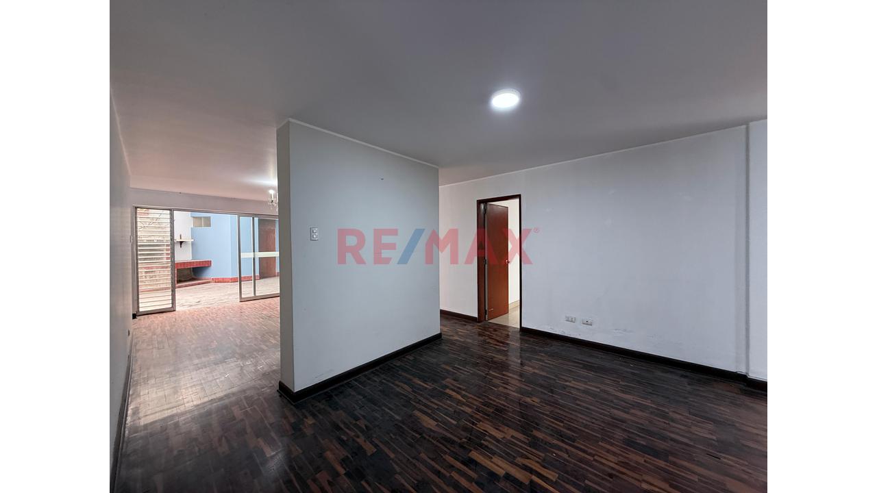 ✨ ¡Gran Oportunidad En San Borja! Casa Ideal O Terreno Para Proyecto Inmobiliario 🏡💼 — foto 8