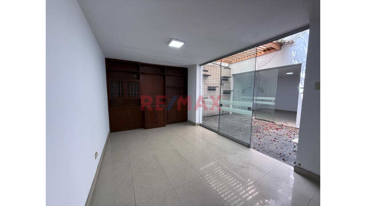 ✨ ¡Gran Oportunidad En San Borja! Casa Ideal O Terreno Para Proyecto Inmobiliario 🏡💼 — foto 11