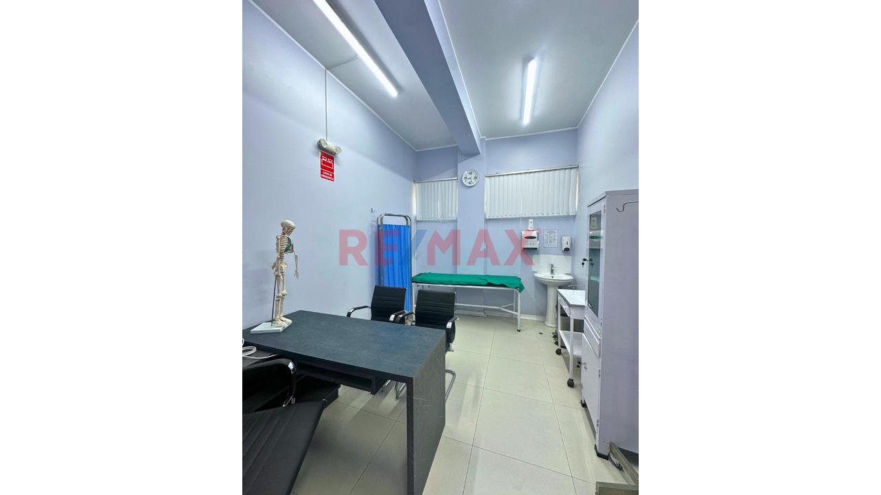 ¡Alquilo Local Comercial En Zona Altamente Comercial! — foto 9