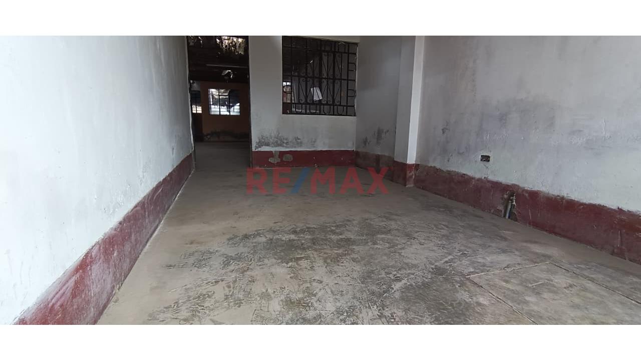 Se Vende Casa Como Terreno En Puente Piedra Frente A Parque A 5 Cuadras De La Panamericana Norte - 19