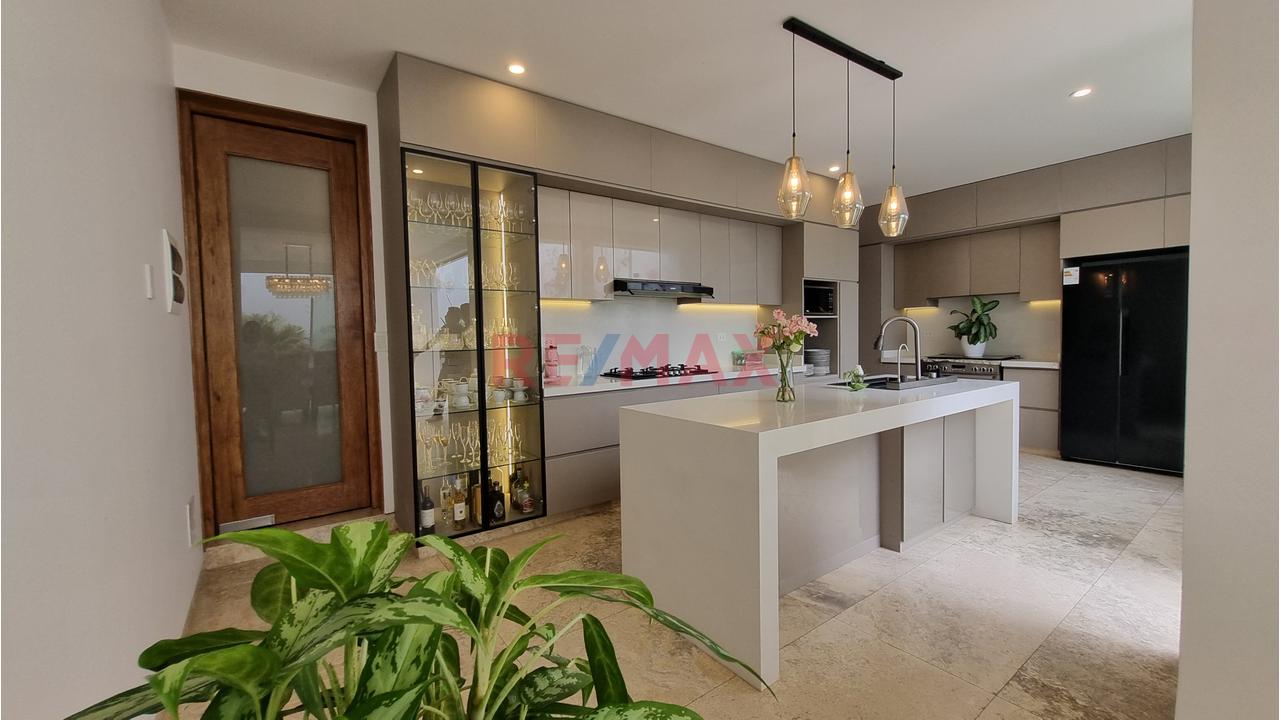 Exclusiva Casa Con Piscina En La Urbanizacion El Santuario, Chiclayo — foto 5