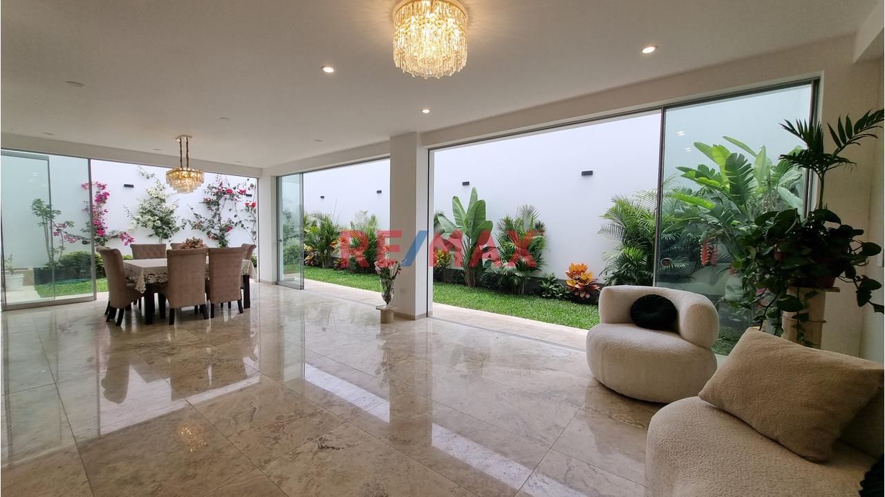 Exclusiva Casa Con Piscina En La Urbanizacion El Santuario, Chiclayo