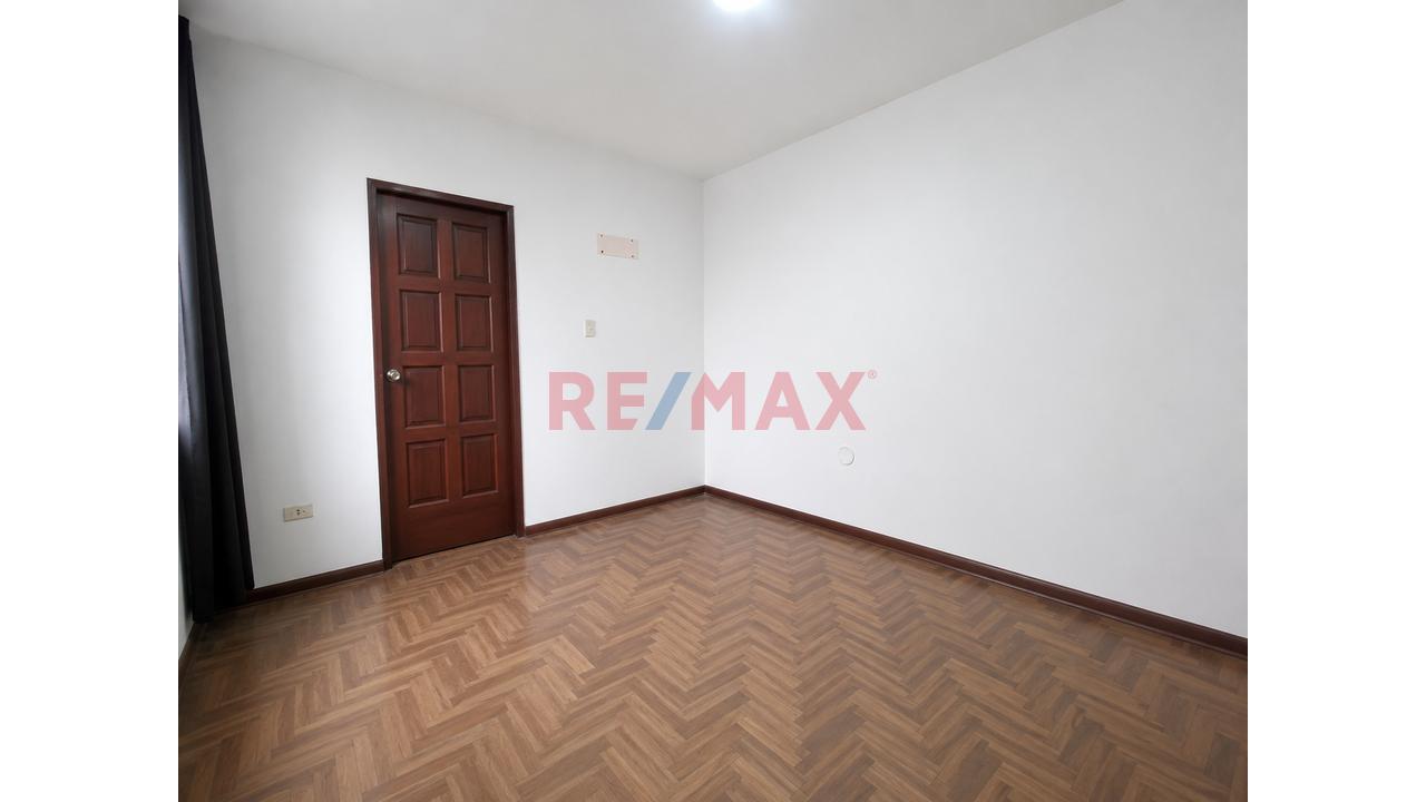 Venta De Dpto 1Er Piso En Urb. Ceres I Etapa - 12