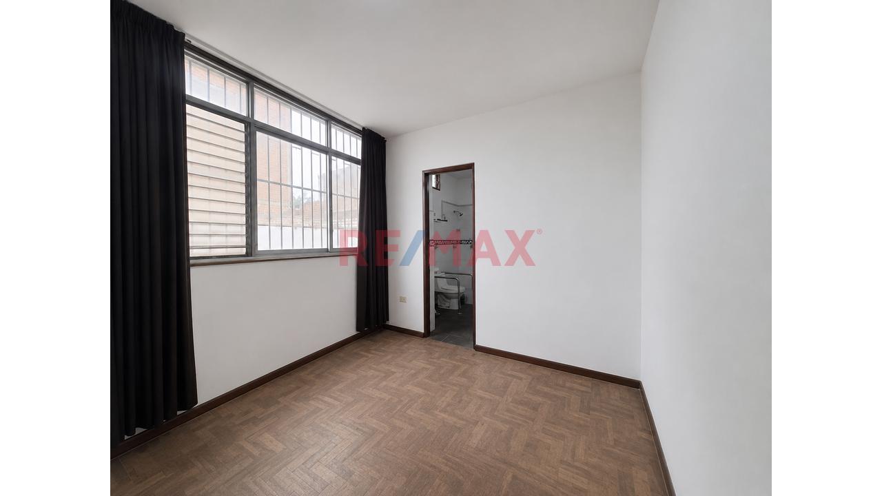 Venta De Dpto 1Er Piso En Urb. Ceres I Etapa - 13