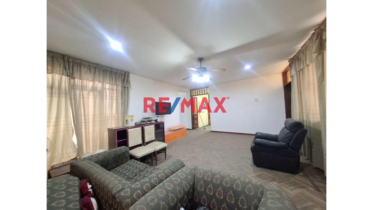 Venta De Dpto 1Er Piso  En  Urb. Ceres I Etapa - 1