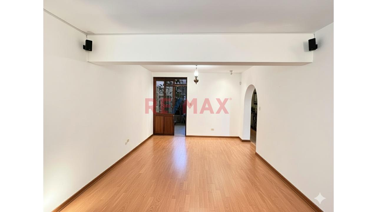 Casa en Alquiler ubicado en Trujillo a $1,729