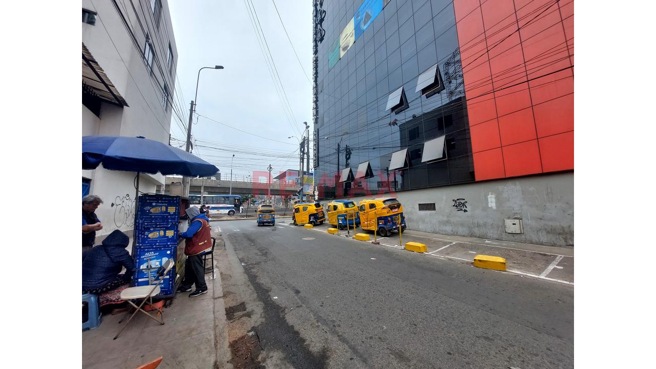 Alquiler Local U Oficina En San Juan De Miraflores - Justo Naveda 1190 — foto 13