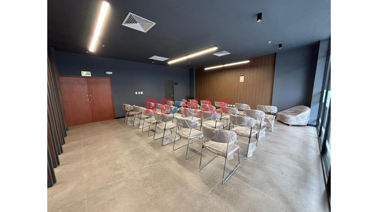 Venta Oficina/ Consultorio -San Isidro