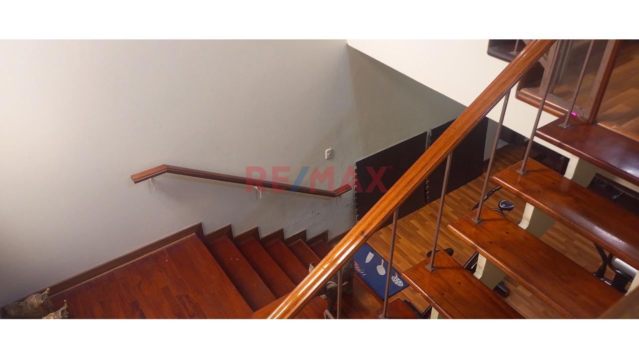 Se Alquila Amplia Casona Ideal Para Empresas Y Franquicias En Jesus Maria - 17