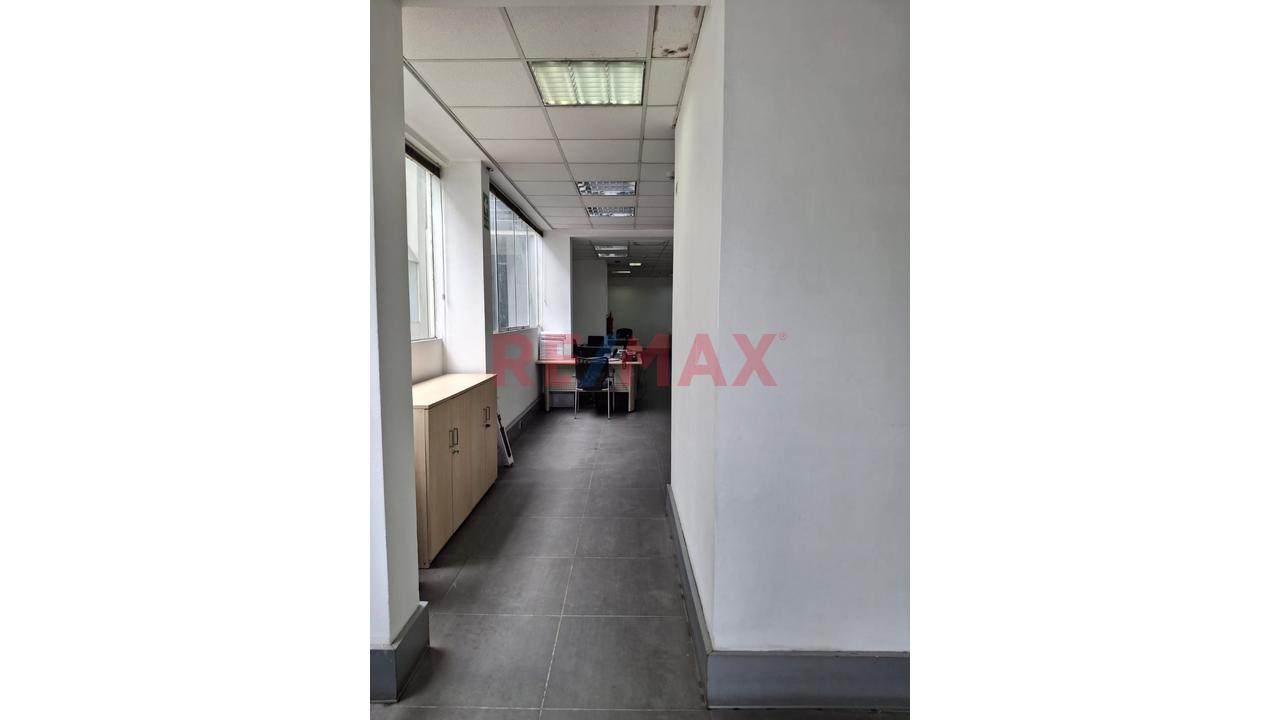 Oficina En Alquiler – Ate (Zona Industrial El Artesano) - 11
