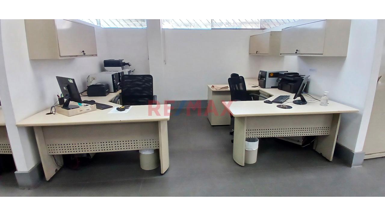 Oficina En Alquiler – Ate (Zona Industrial El Artesano) — foto 13