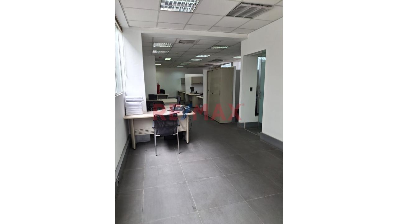 Oficina En Alquiler – Ate (Zona Industrial El Artesano) — foto 15