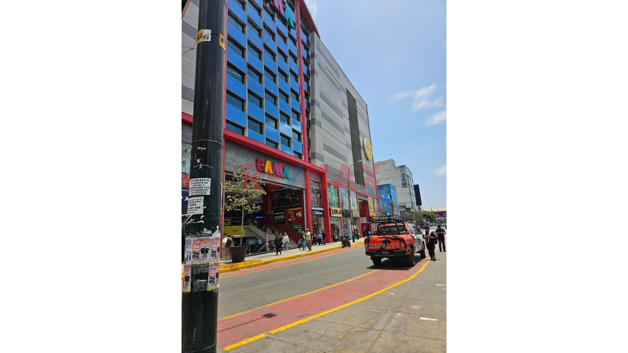 Local Comercial En El Corazón De Gamarra Excelente Oportunidad De Inversión: - 5