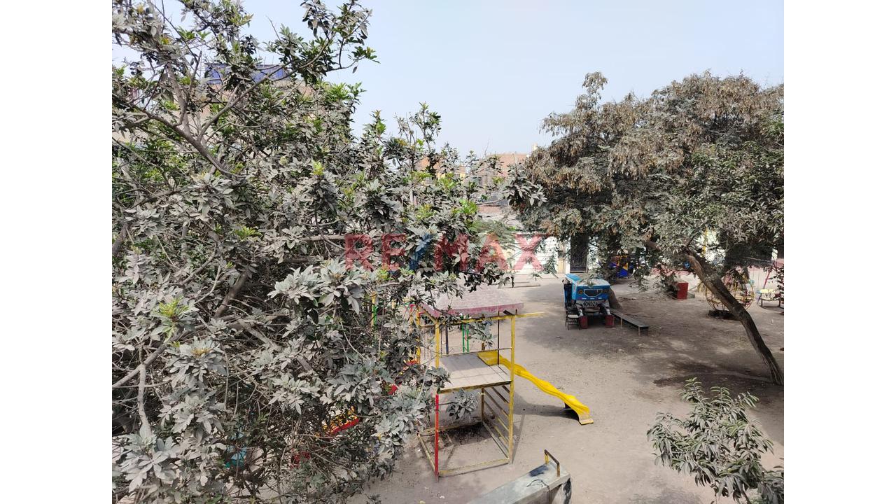 Venta De Casa De 2 Pisos En Urb San Carlos Comas — foto 8