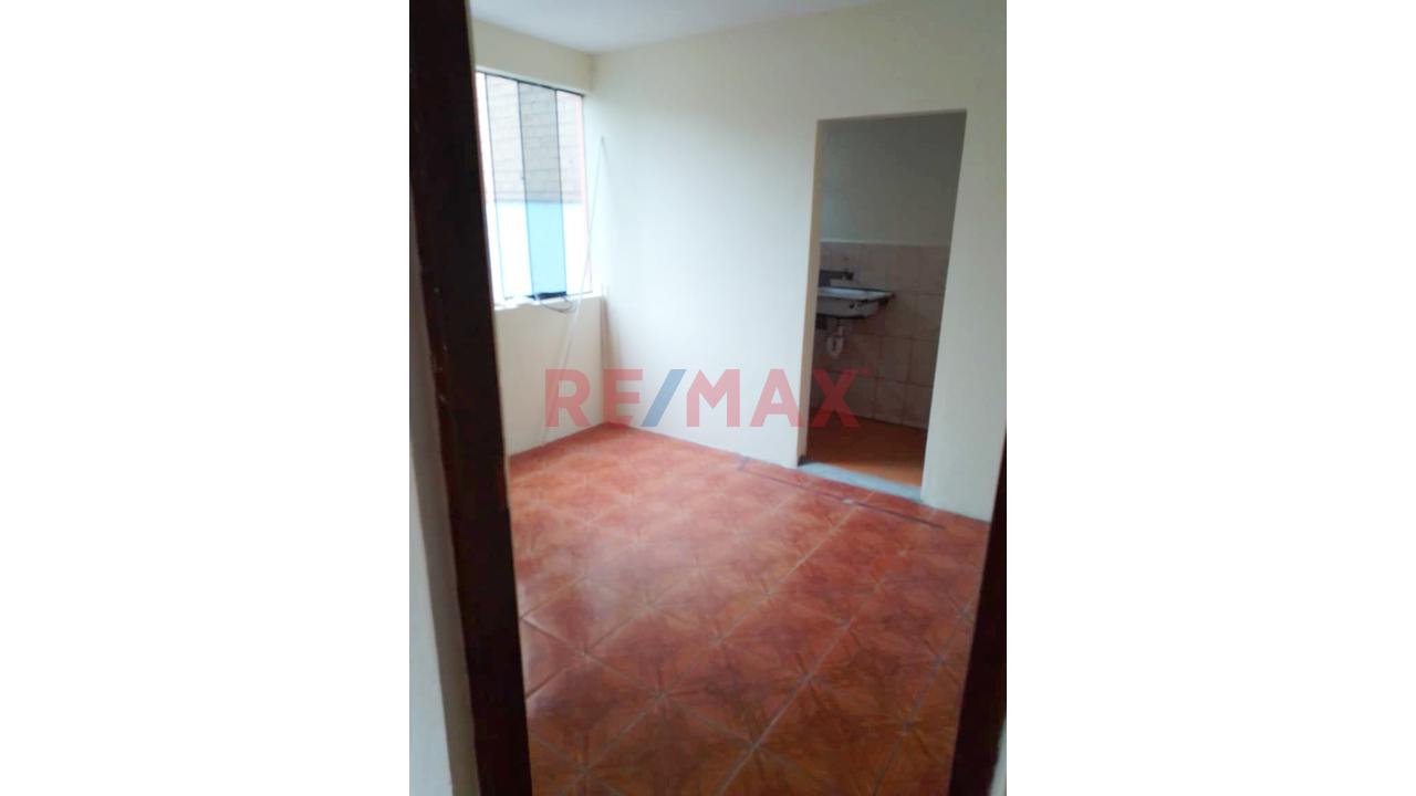 Venta Espectacular Casa De 5 Pisos Con 7 Dptos En San Juan De Miraflores – Ideal Para Vivienda O Inversión - 5