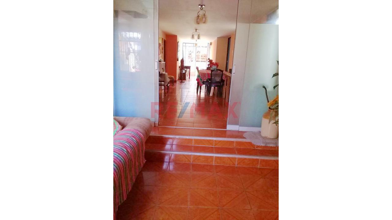Venta Espectacular Casa De 5 Pisos Con 7 Dptos En San Juan De Miraflores – Ideal Para Vivienda O Inversión - 1