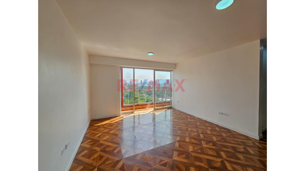 Dúplex En Piso 16 Y 17 Con Espectacular Vista A Campo De Marte 🌳| 3 Dorm + Cochera - 2