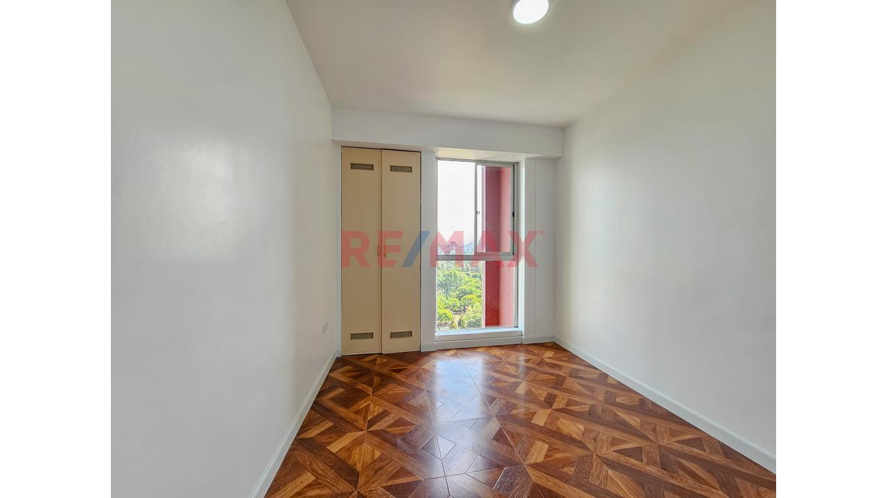 Dúplex En Piso 16 Y 17 Con Espectacular Vista A Campo De Marte 🌳| 3 Dorm + Cochera - 13