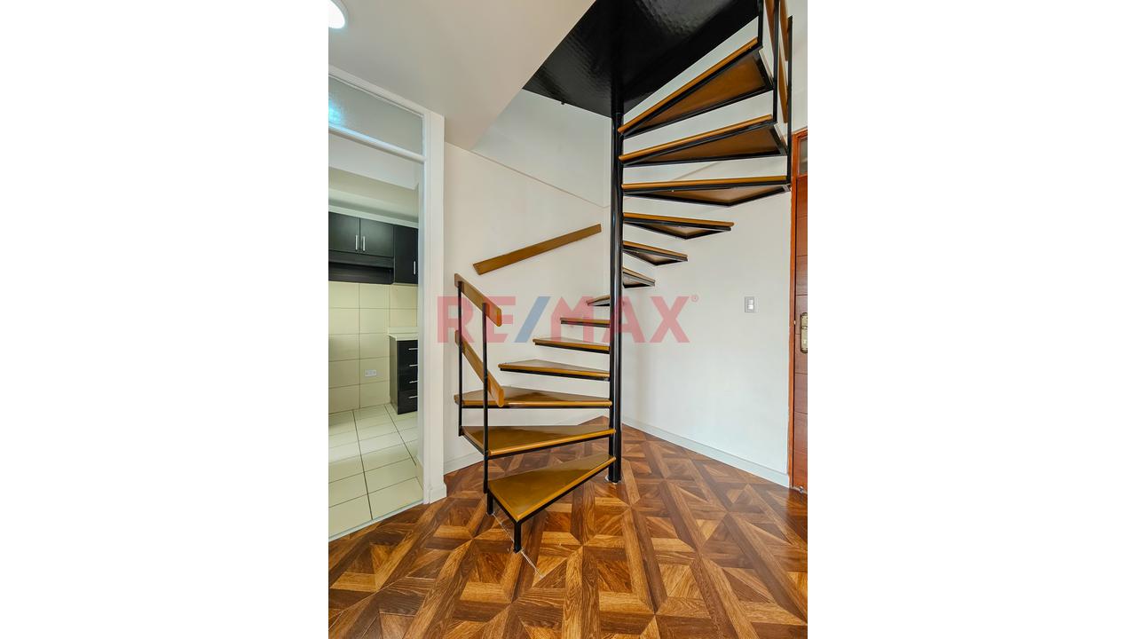 Dúplex En Piso 16 Y 17 Con Espectacular Vista A Campo De Marte 🌳| 3 Dorm + Cochera - 9