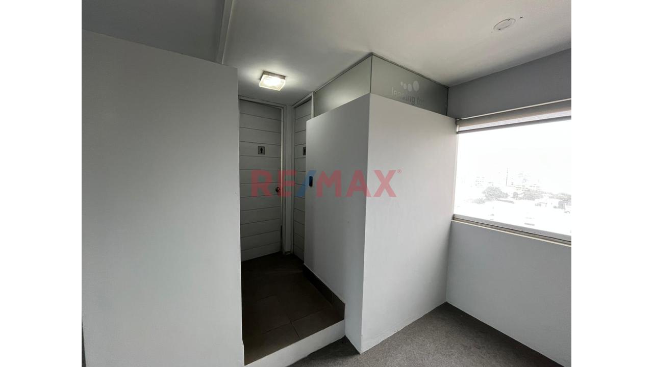Venta De Oficina En Miraflores - 10