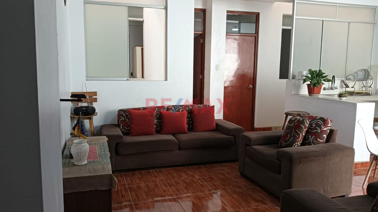 Venta De Casa Como Terreno - 8