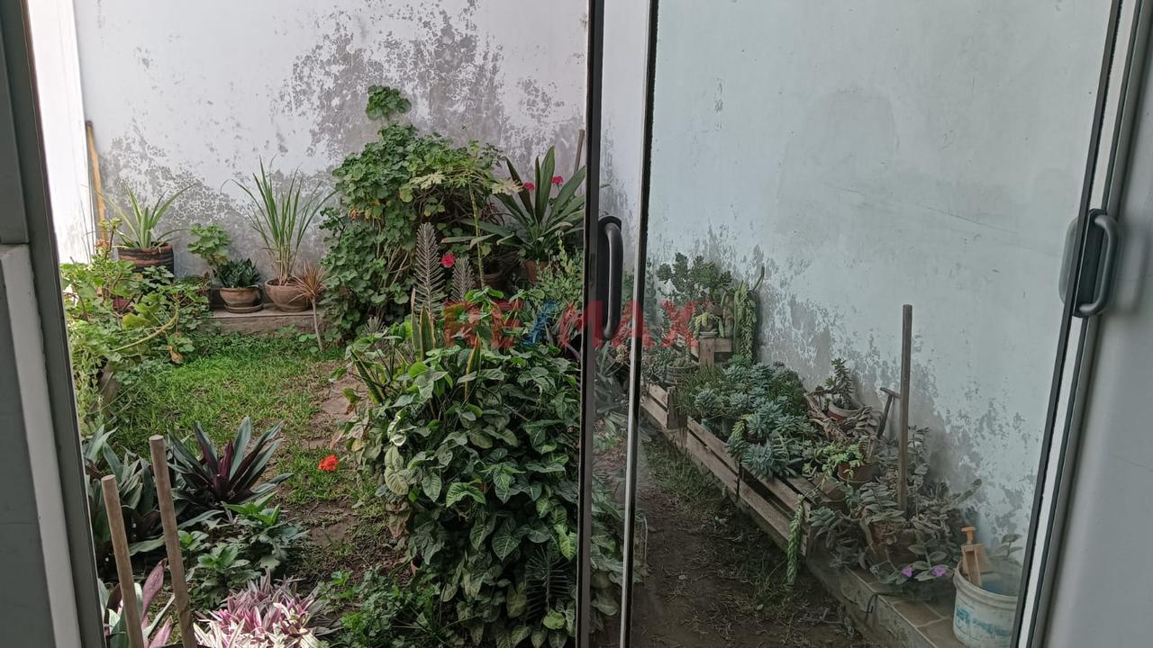 Venta De Casa Como Terreno - 15