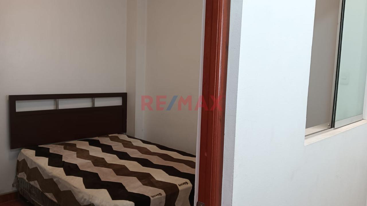Venta De Casa Como Terreno - 13