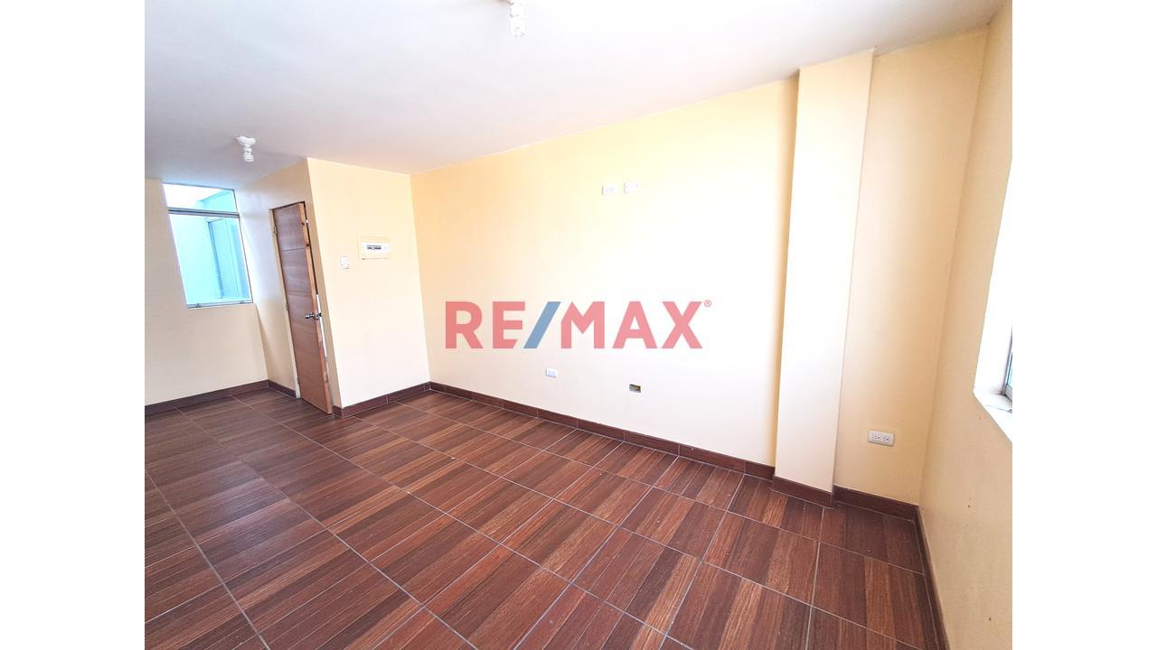 Venta De Casa 4 Pisos Y Azotea La Tropicana La Perla Callao - 18