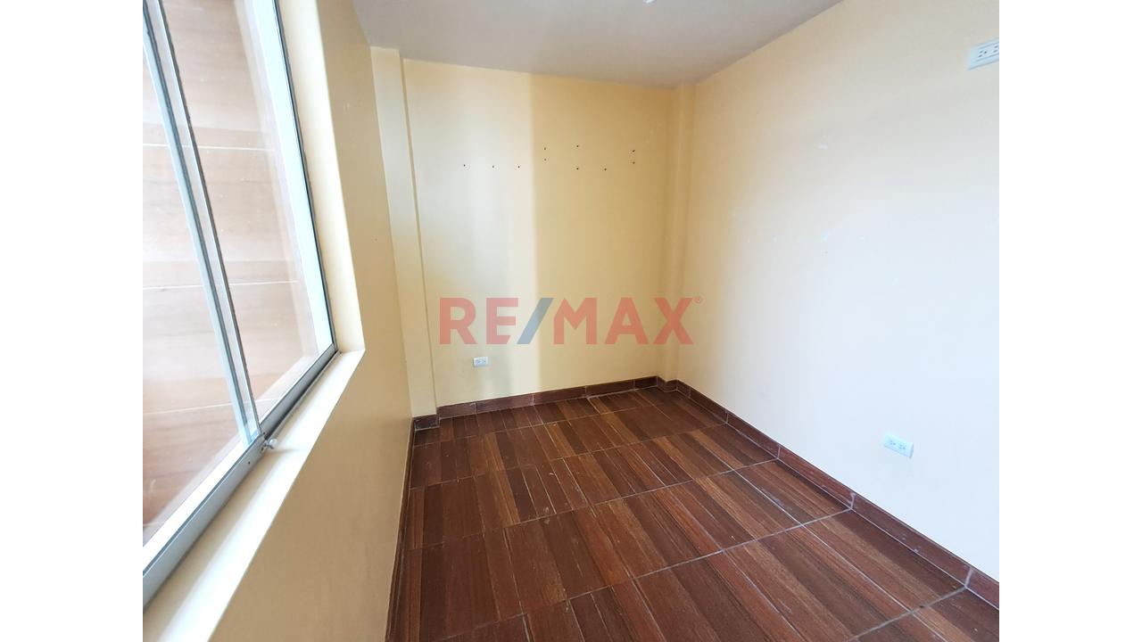 Venta De Casa 4 Pisos Y Azotea La Tropicana La Perla Callao — foto 7