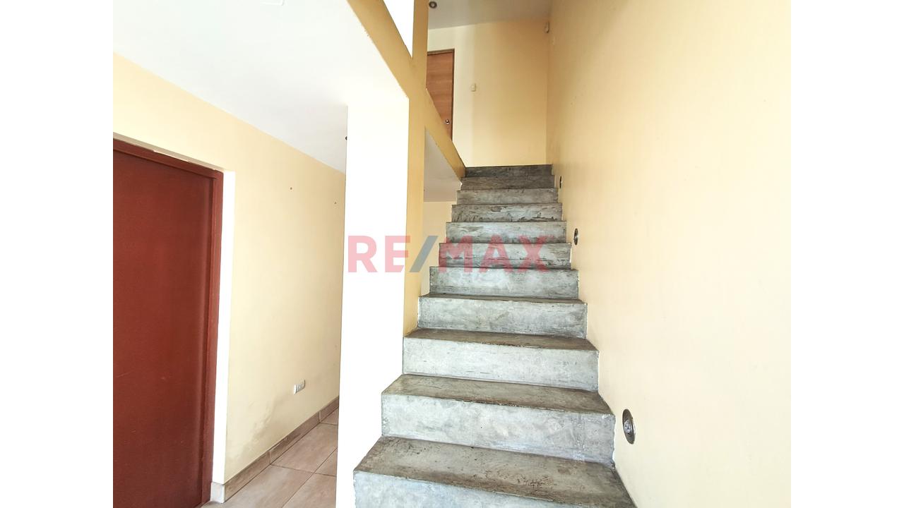 Venta De Casa 4 Pisos Y Azotea La Tropicana La Perla Callao — foto 4