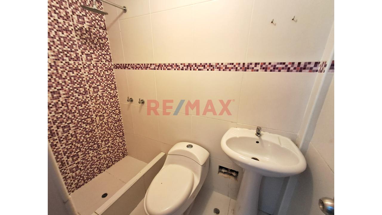 Venta De Casa 4 Pisos Y Azotea La Tropicana La Perla Callao — foto 15