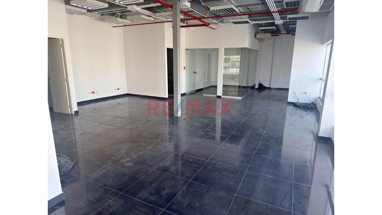 Oportunidad Unica Alquiler Edificio De Oficinas O Edificio Comercial - 5