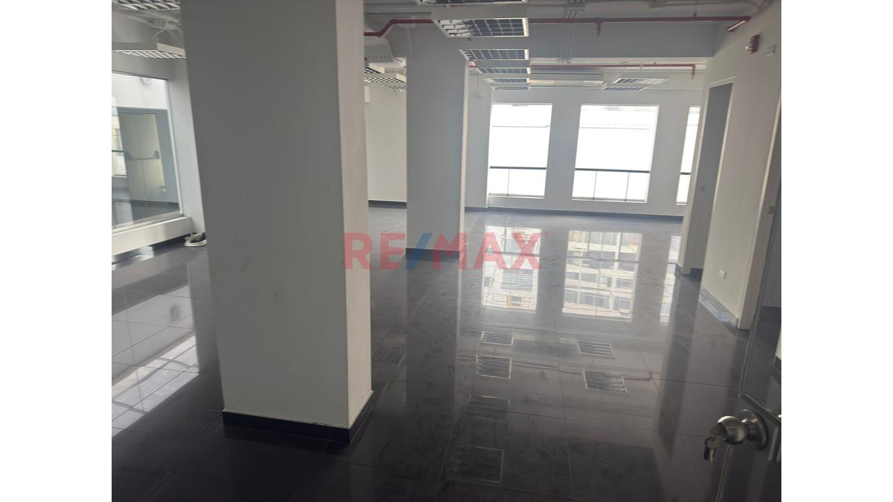 Oportunidad Unica Alquiler Edificio De Oficinas O Edificio Comercial - 9