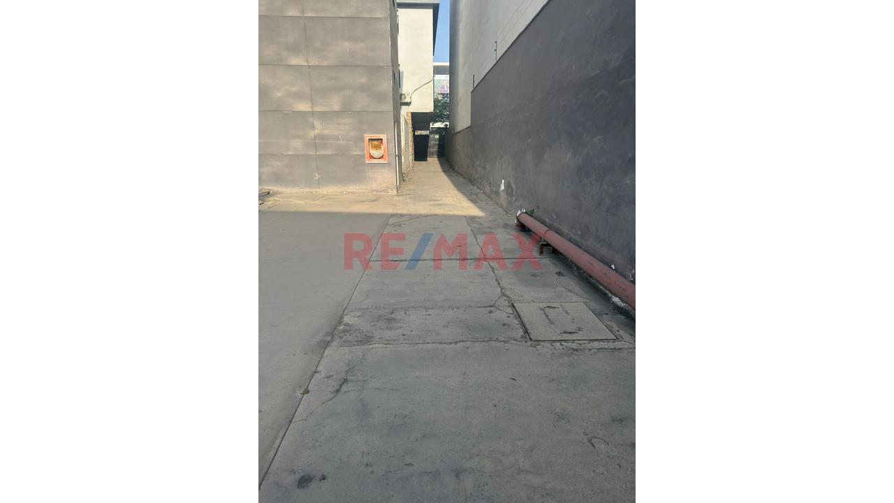 Oportunidad Unica Alquiler Edificio De Oficinas O Edificio Comercial - 3