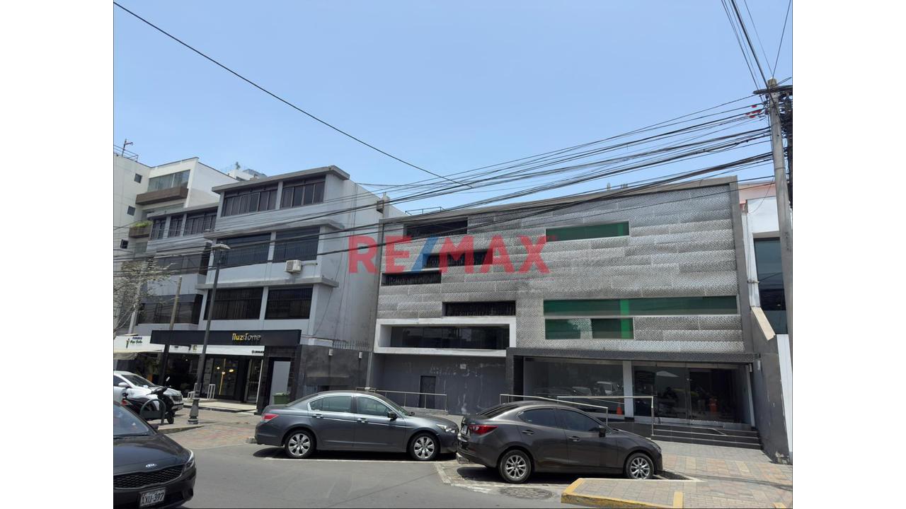 Oportunidad Unica Venta Edificio De Oficinas O Edificio Comercial