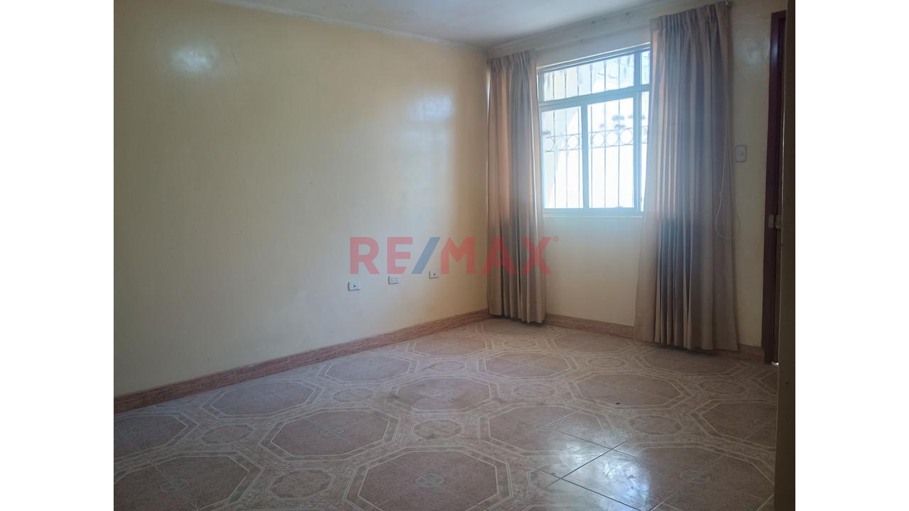 Venta De Casa En San Sebastian Tres Pisos-372 M2 - 6