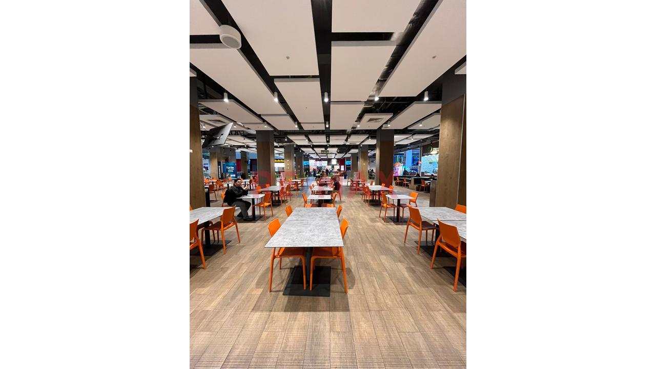Oportunidad Única: Local En Semisótano 1 Del Exclusivo C.C. Gama | Ubicación Inmejorable Cerca Al Ingreso | Doble Altura - 4