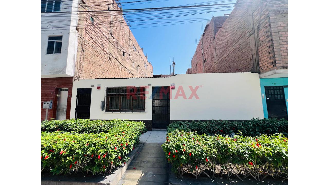 Vendo Amplia Casa A Una Cuadra De La Av Peru - San Martin De Porres — foto 13