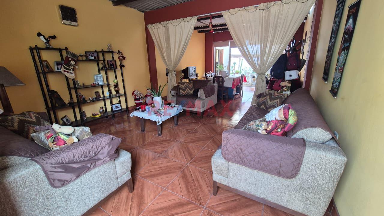 Vendo Amplia Casa A Una Cuadra De La Av Peru - San Martin De Porres — foto 3