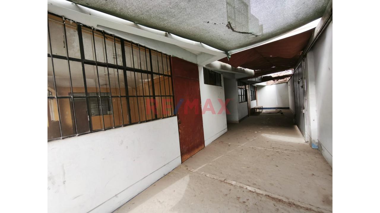Se Vende Casa De 360 M2, No Pierdas Esta Oportunidad Para Invertir – Ate Vitarte - 8