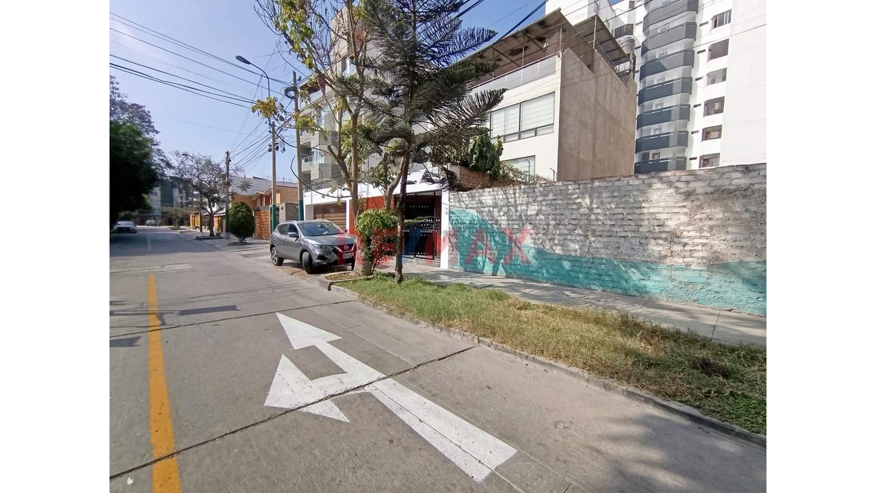 Terreno En Venta De 312.50 M² En San Borja – Excelente Ubicación Frente A Parque, Cerca Al Pentagonito - 8