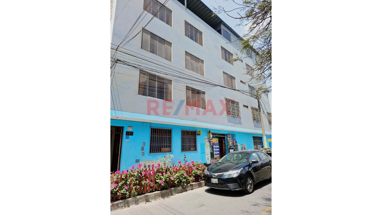 A Pocas Cuadras De La Estación Del Tren San Martín! Hermoso Departamento En Urb. Los Jazmines – Sjl — foto 12
