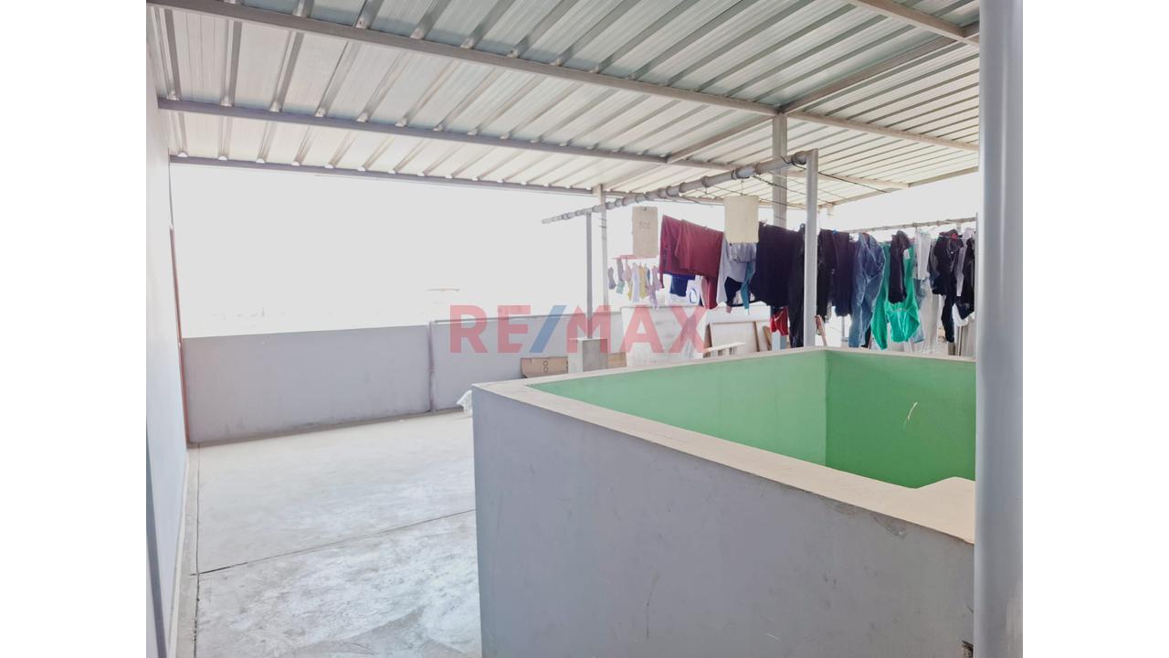 A Pocas Cuadras De La Estación Del Tren San Martín! Hermoso Departamento En Urb. Los Jazmines – Sjl — foto 11